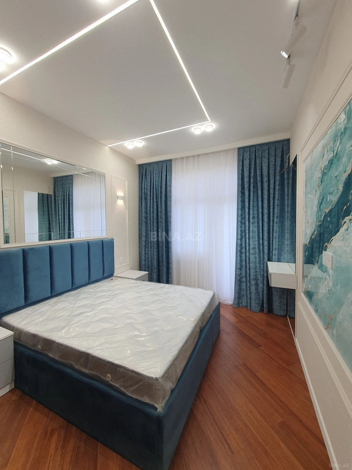 Satılır 2 otaqlı mənzil 70 m²