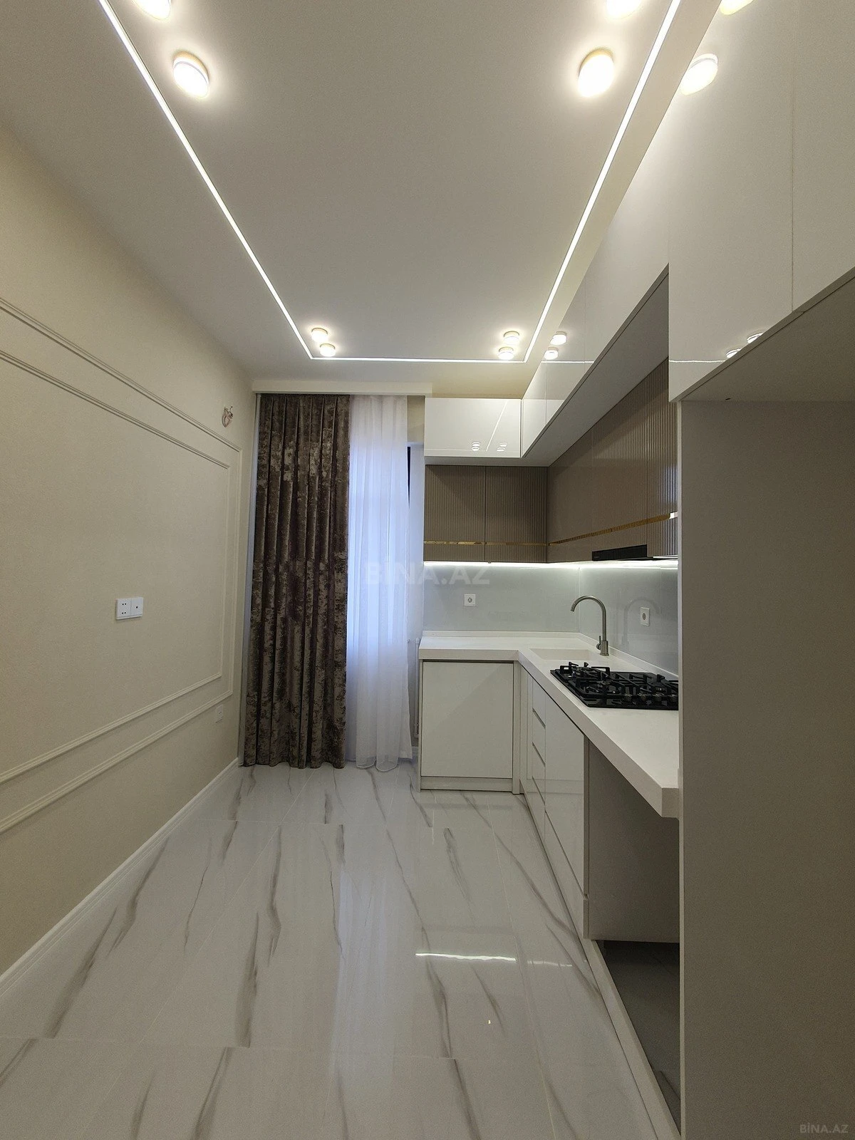 Satılır 2 otaqlı mənzil 70 m²