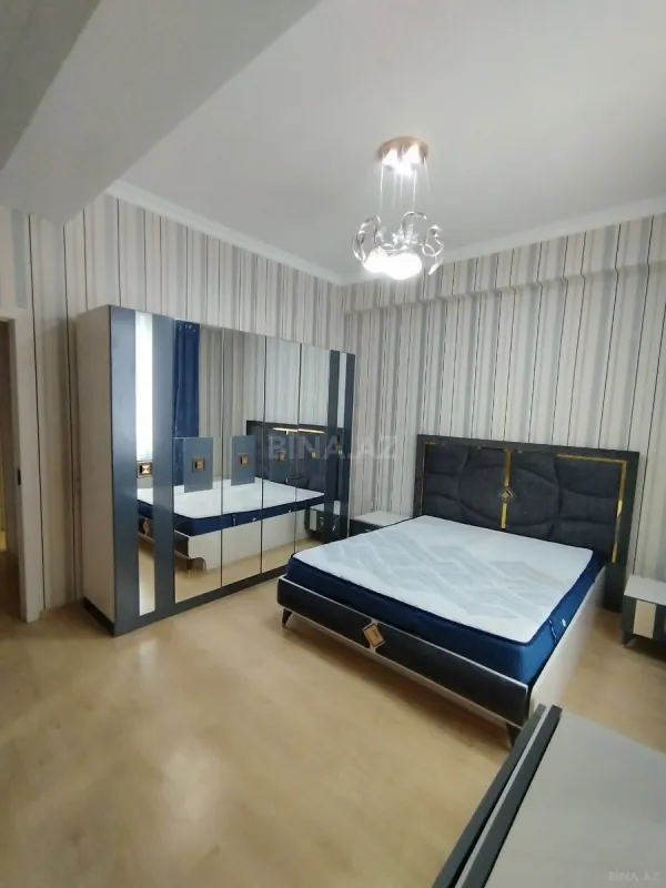 Kirayə verilir 2 otaqlı mənzil 75 m²