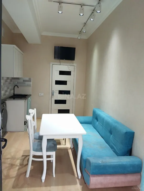 Kirayə verilir 2 otaqlı mənzil 75 m²