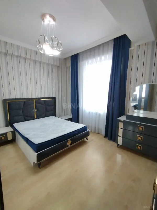 Kirayə verilir 2 otaqlı mənzil 75 m²