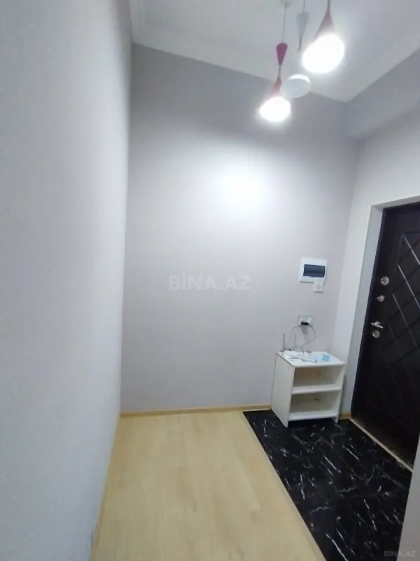 Kirayə verilir 2 otaqlı mənzil 75 m²