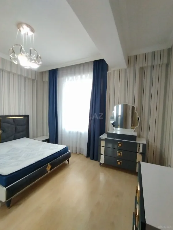 Kirayə verilir 2 otaqlı mənzil 75 m²