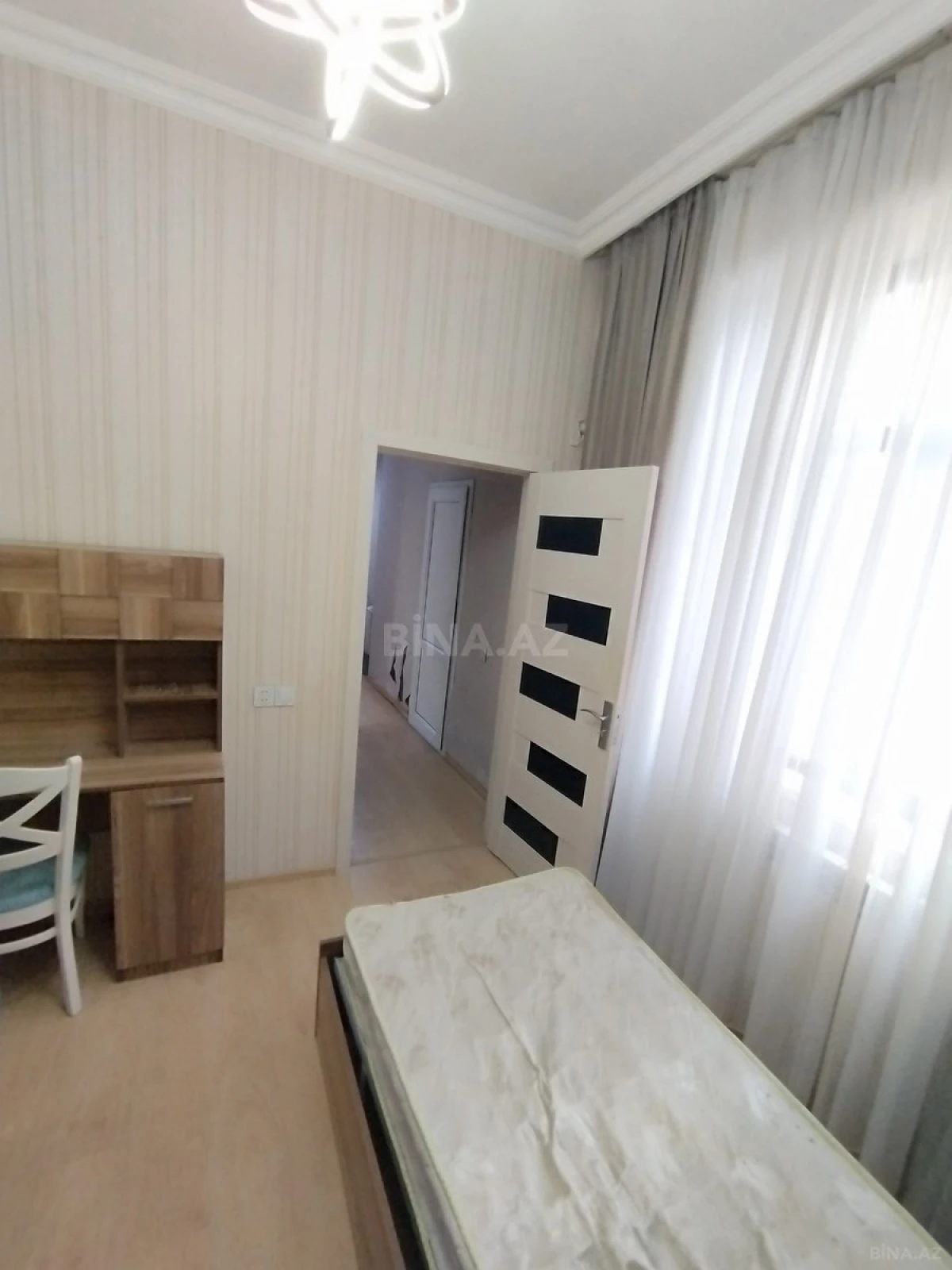 Kirayə verilir 2 otaqlı mənzil 75 m²