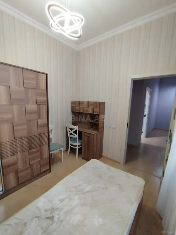 Kirayə verilir 2 otaqlı mənzil 75 m²