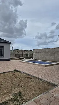 Satılır 5 otaqlı həyət evi 124.6 m²