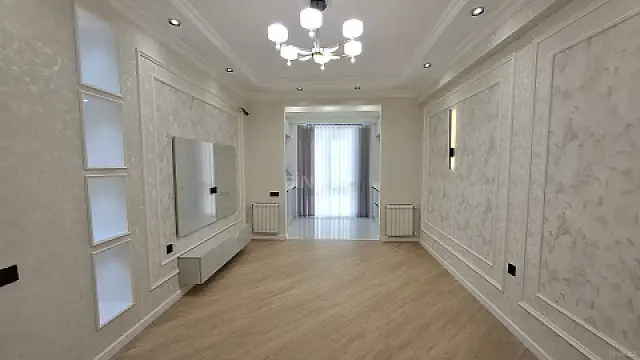 Satılır 2 otaqlı mənzil 57 m²