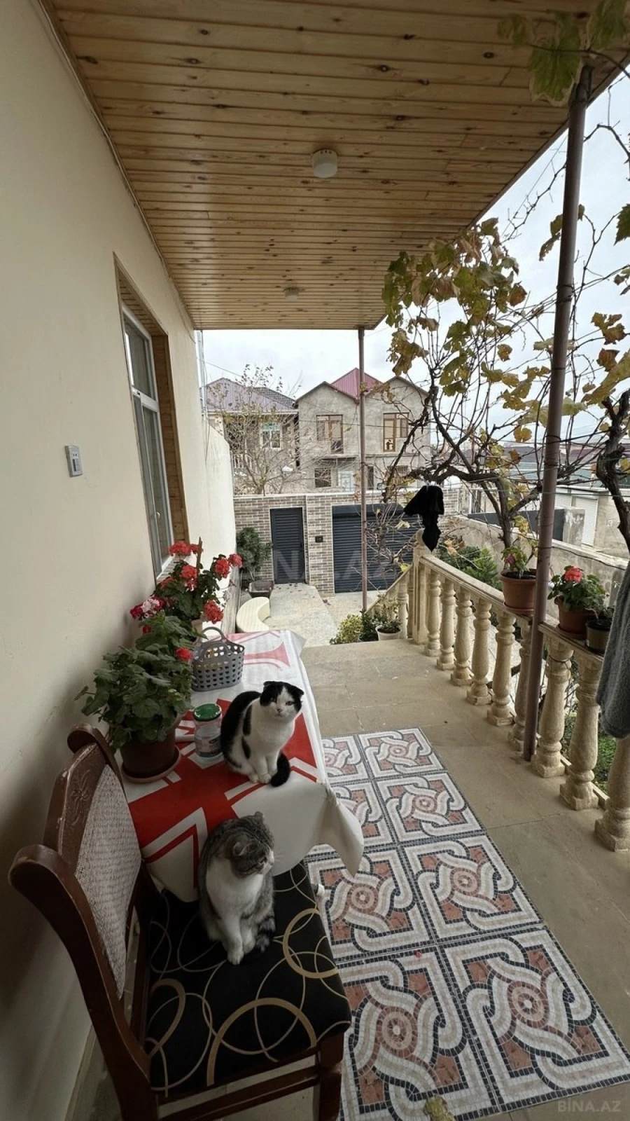 Satılır 3 otaqlı həyət evi 102 m²