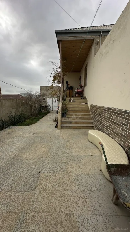 Satılır 3 otaqlı həyət evi 102 m²