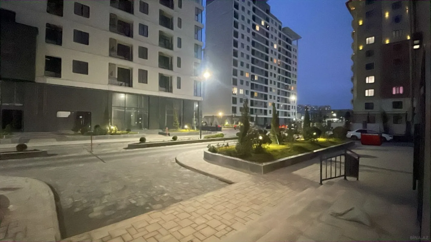 Satılır 2 otaqlı mənzil 78 m²