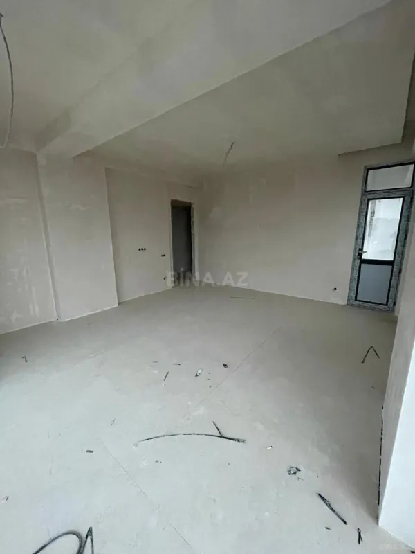 Satılır 2 otaqlı mənzil 78 m²