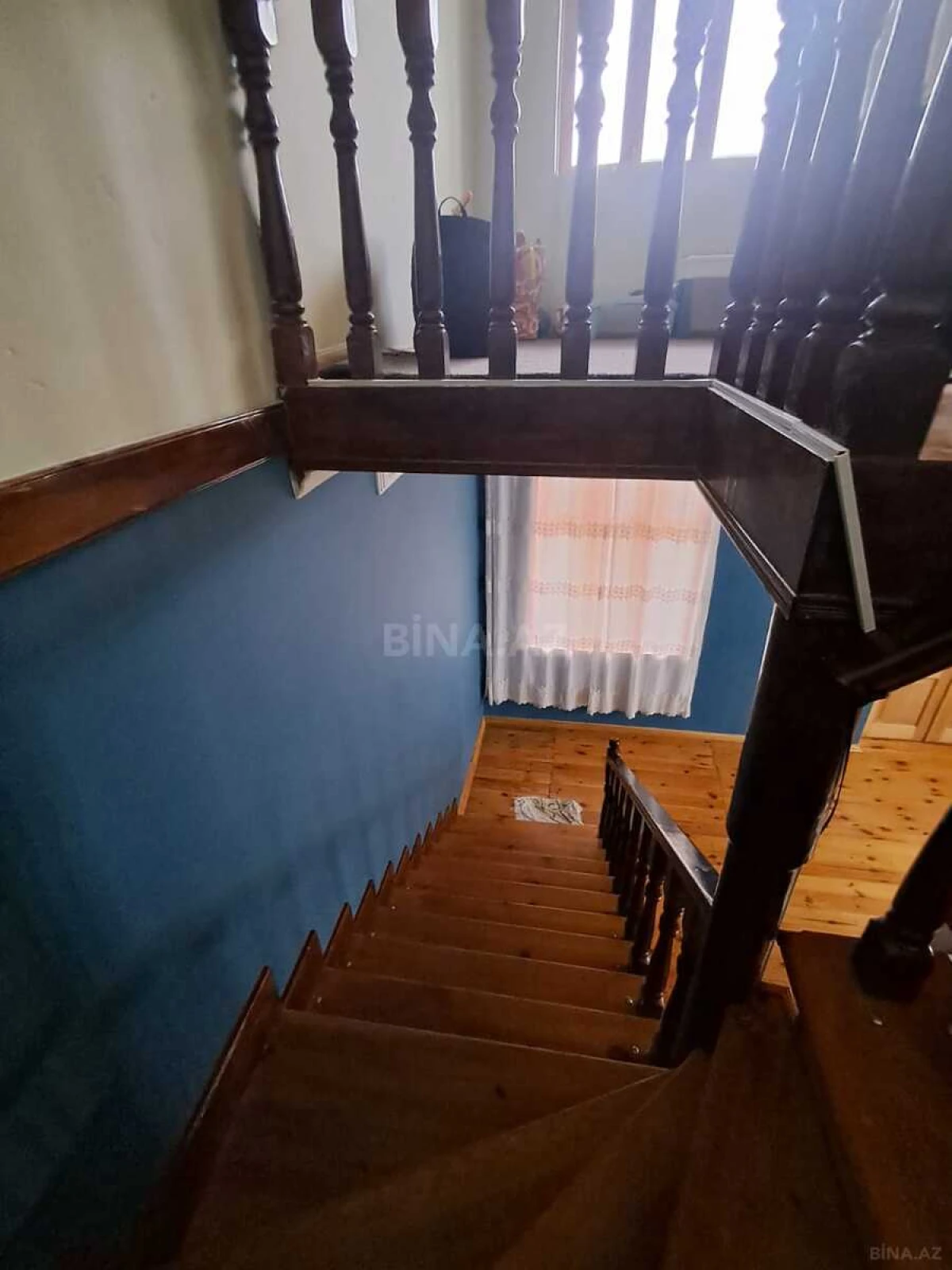 Satılır 5 otaqlı həyət evi 230 m²
