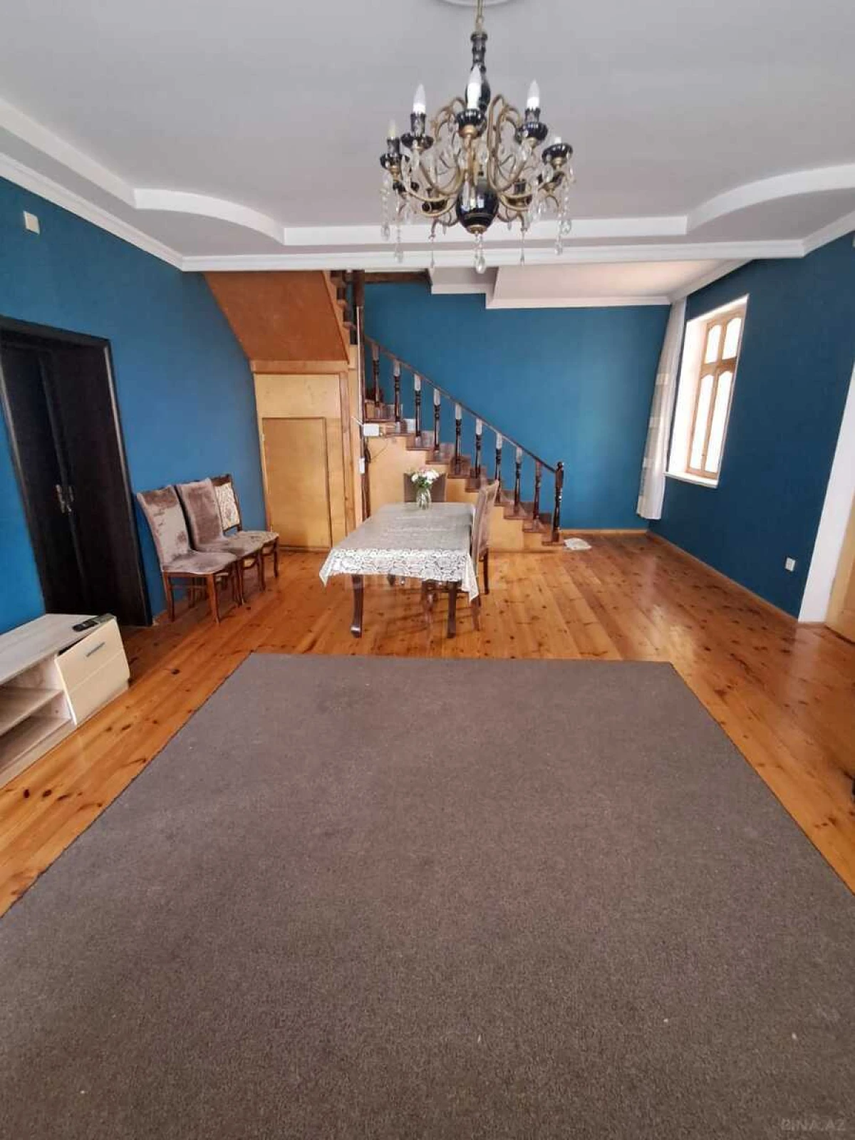 Satılır 5 otaqlı həyət evi 230 m²