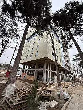 Satılır 4 otaqlı mənzil 139.2 m²