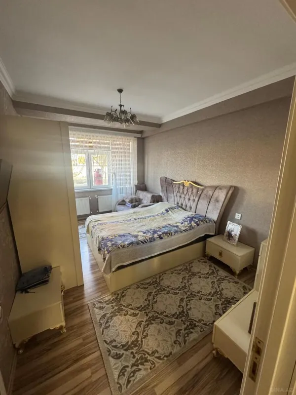 Satılır 3 otaqlı mənzil 82 m²