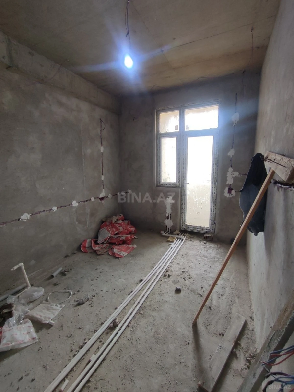 Satılır 2 otaqlı mənzil 52 m²