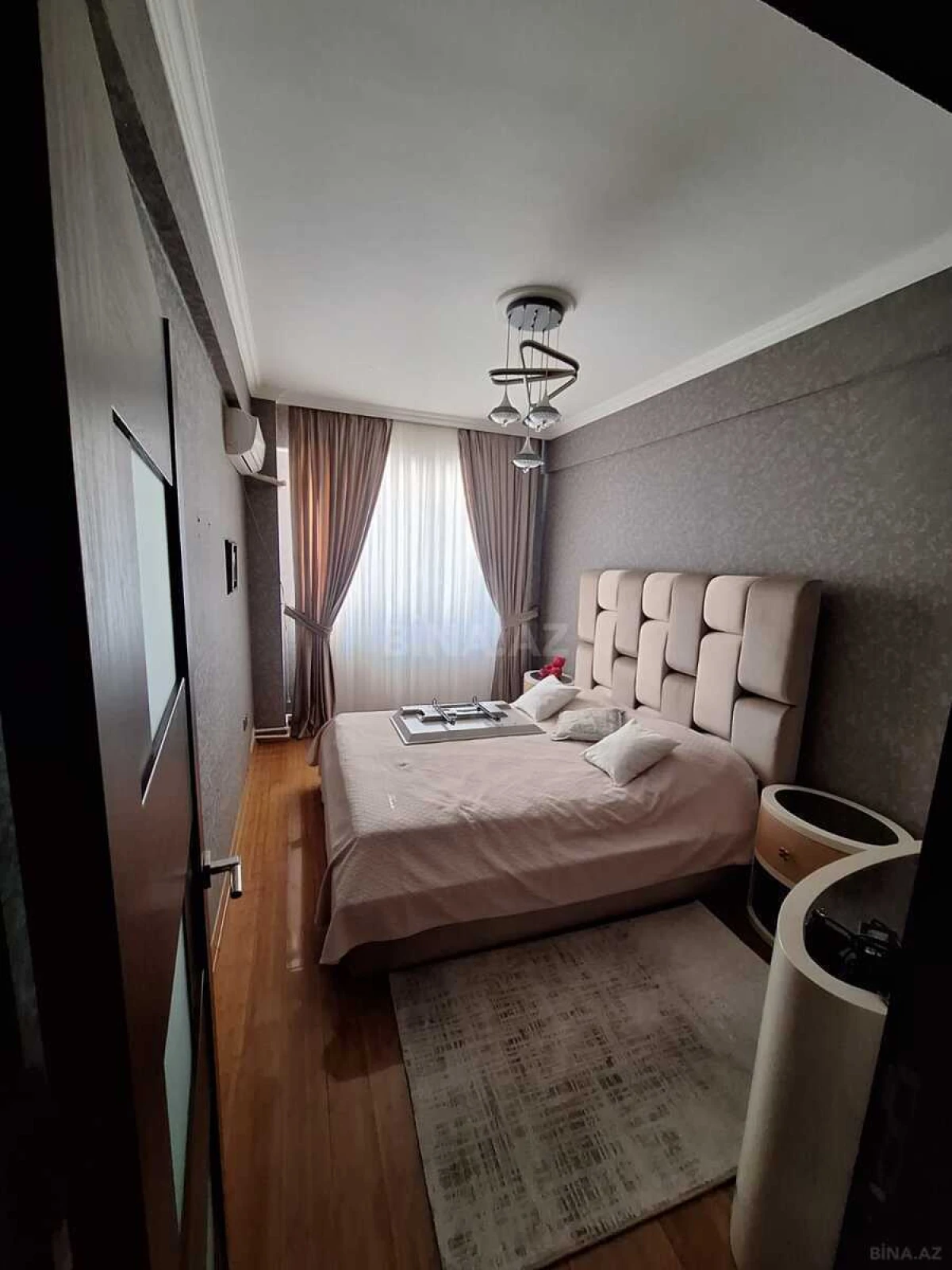 Satılır 3 otaqlı mənzil 88 m²