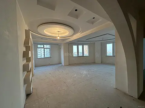 Satılır 3 otaqlı mənzil 156 m² — Bakı 3 otaq 156.00 m²