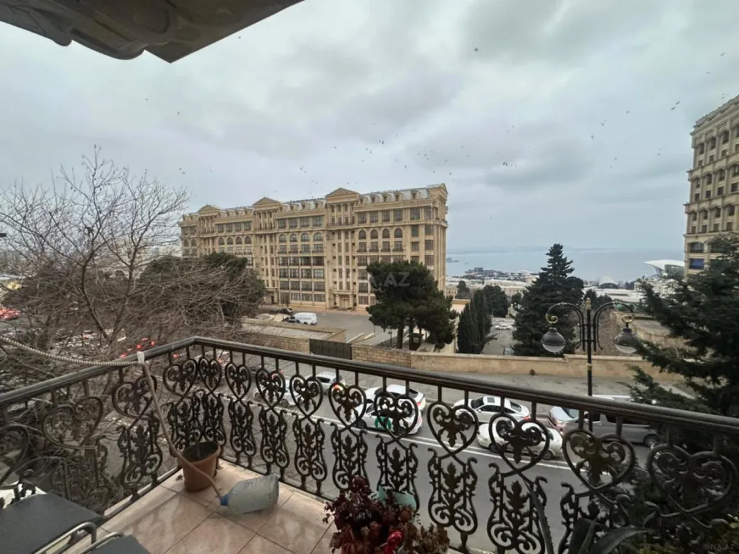 Kirayə verilir 3 otaqlı mənzil 90 m²