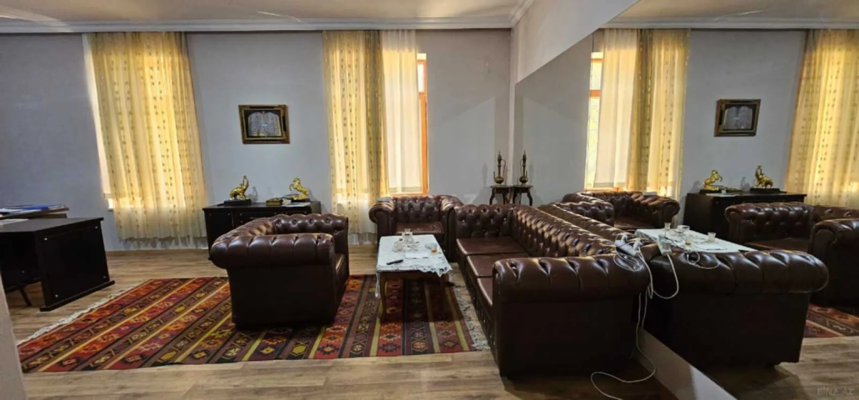 Satılır obyekt 300 m²