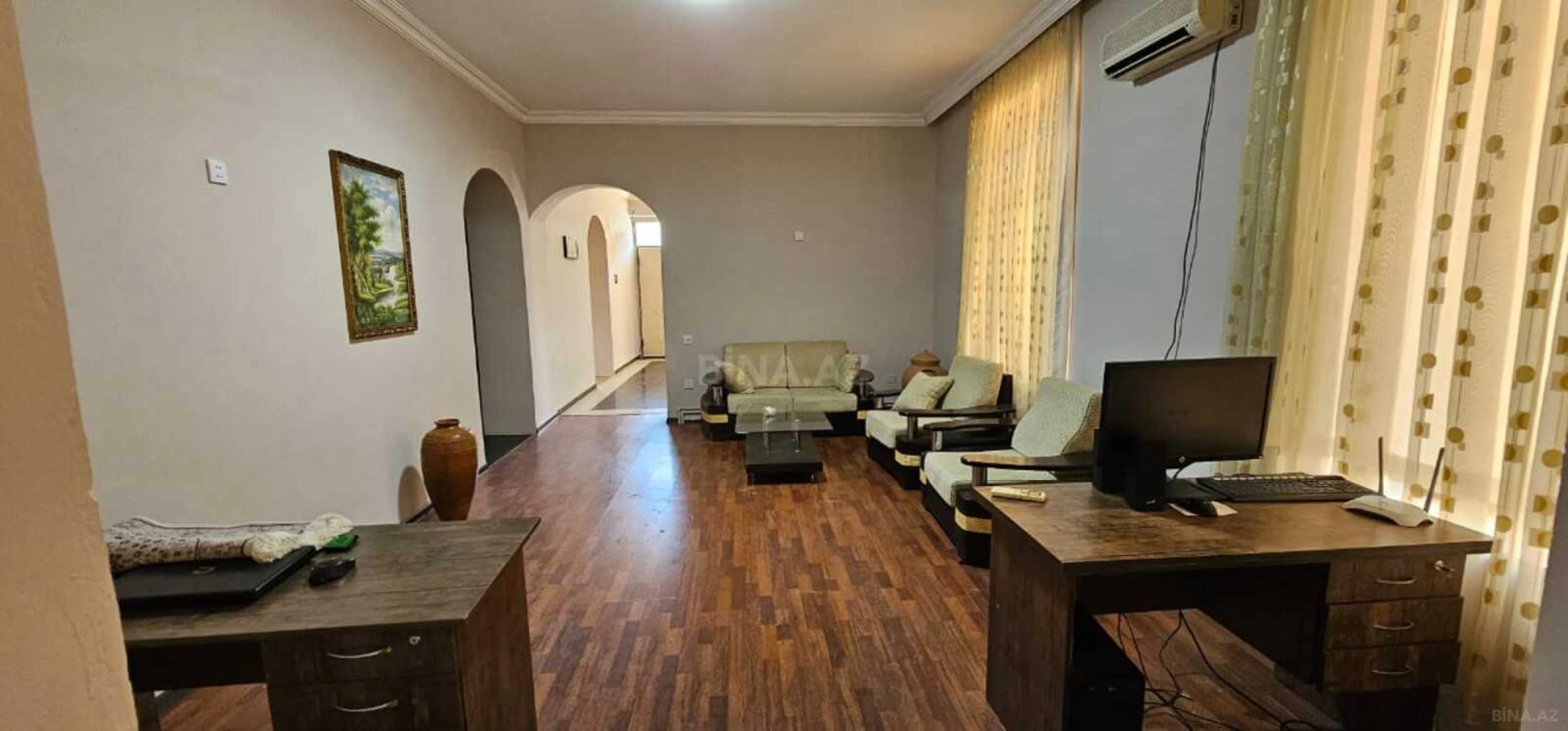 Satılır obyekt 300 m²