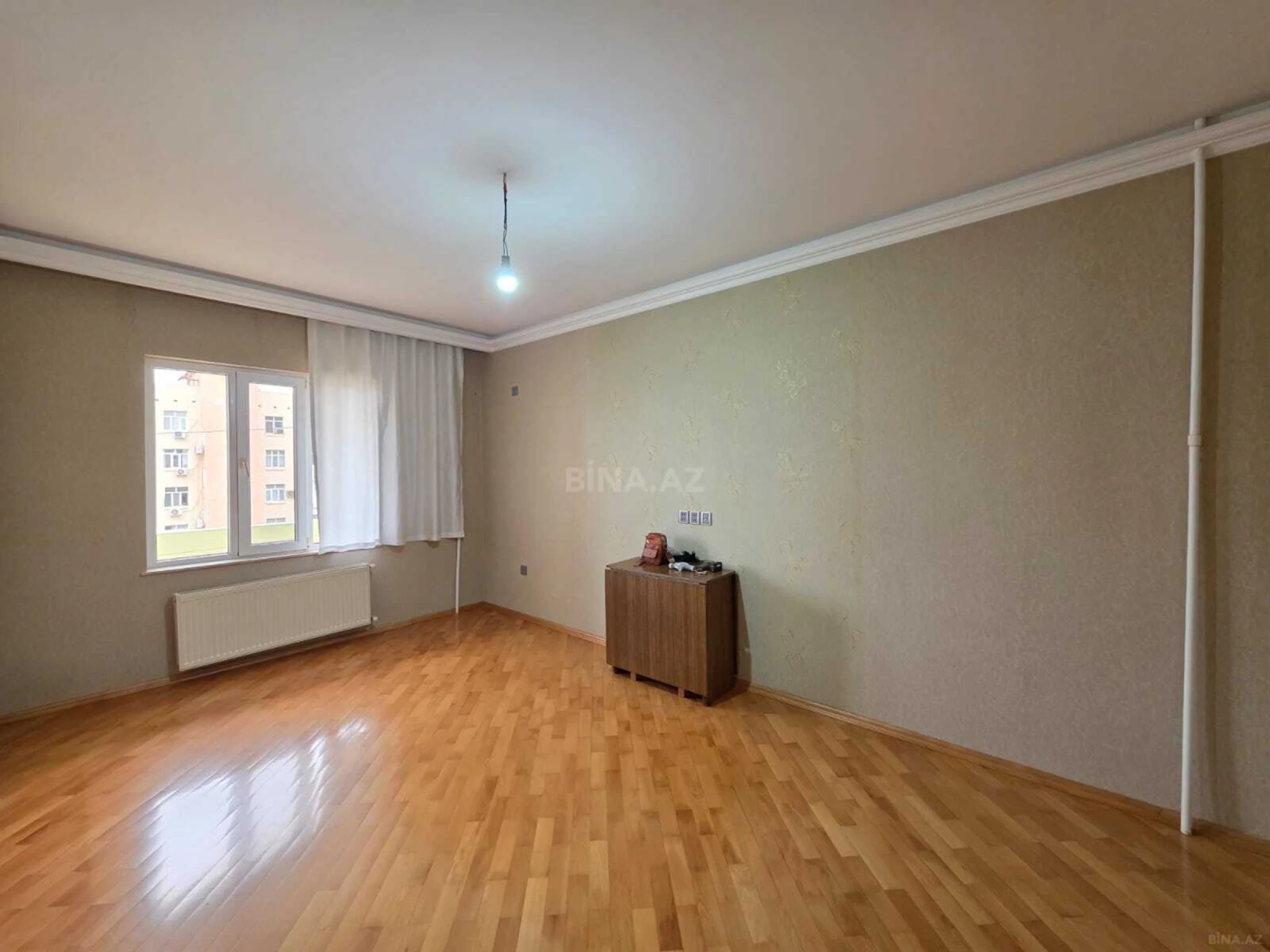 Satılır 5 otaqlı mənzil 80 m²