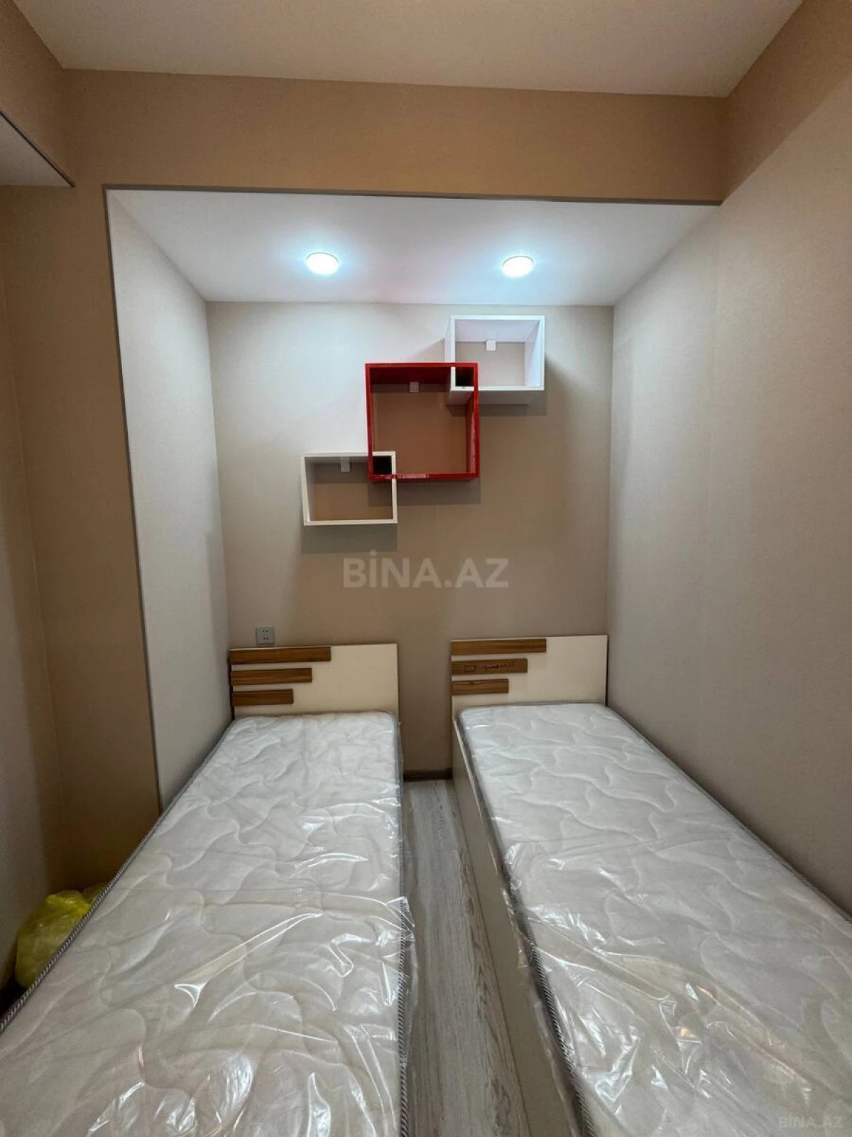 Satılır 3 otaqlı mənzil 54 m²