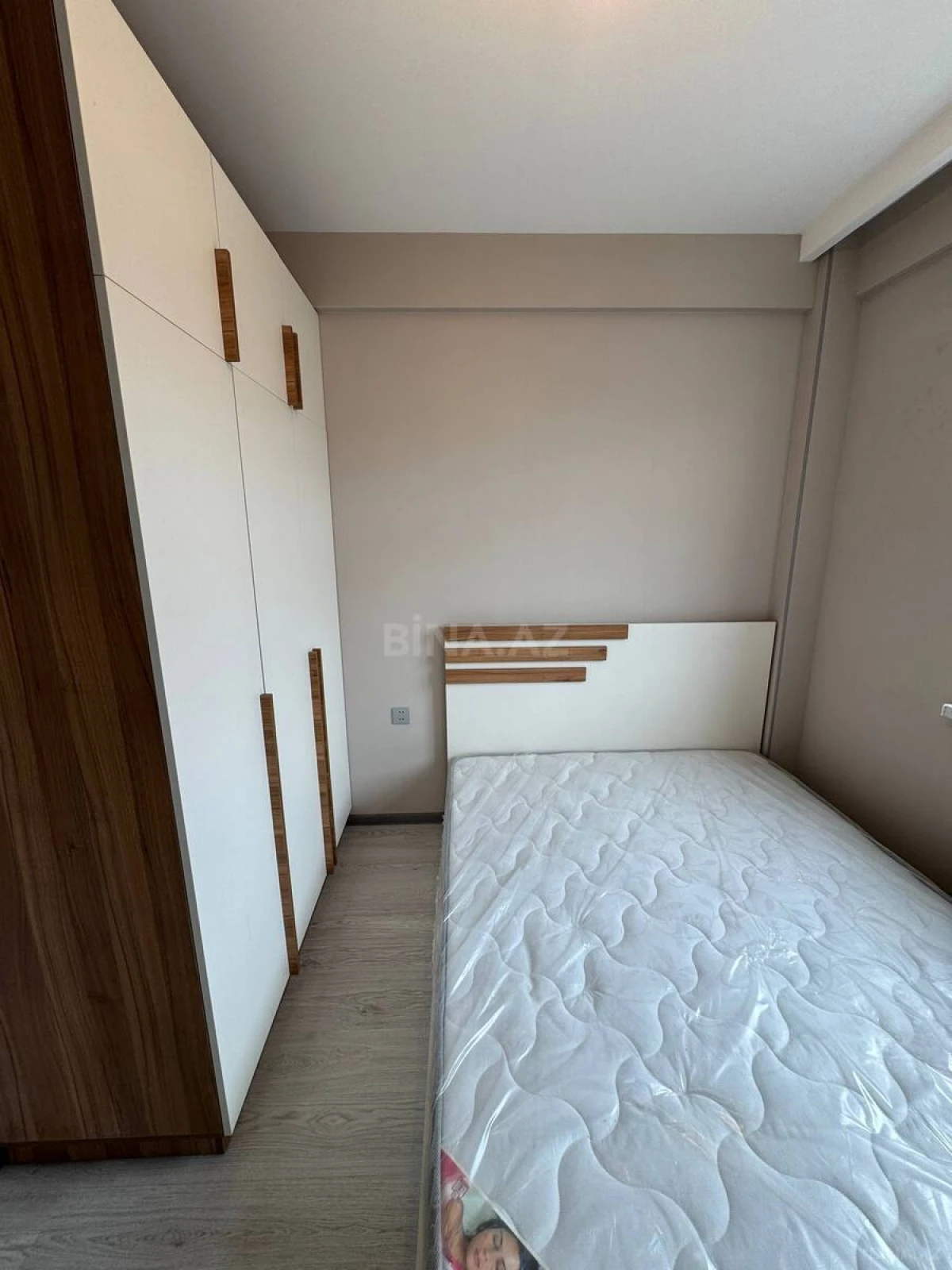 Satılır 3 otaqlı mənzil 54 m²