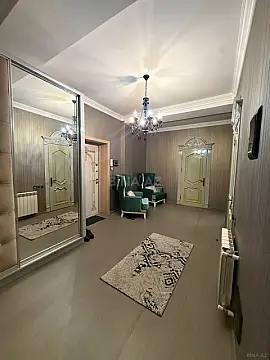 Kirayə verilir 2 otaqlı mənzil 95 m²