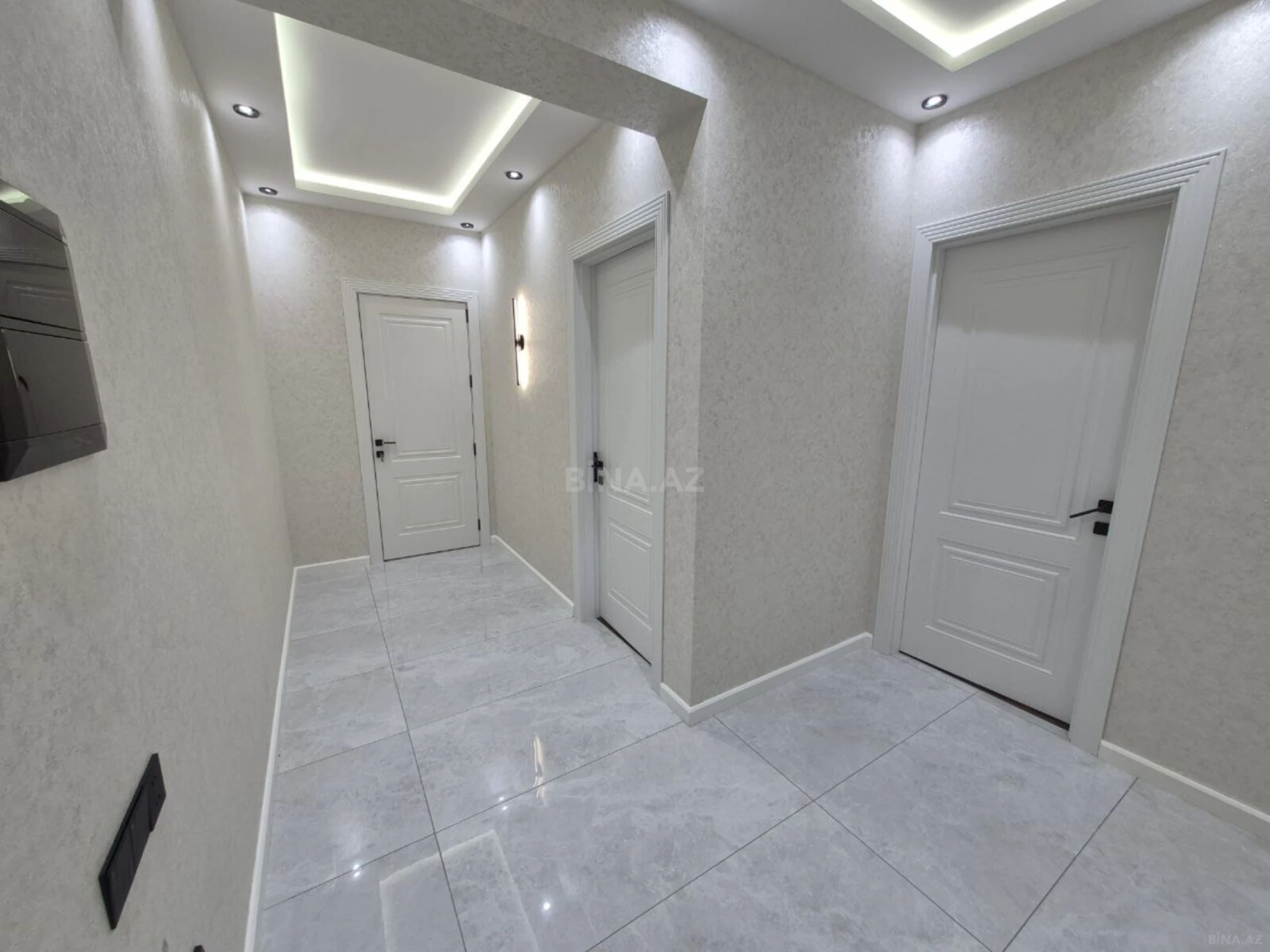Satılır 3 otaqlı mənzil 84 m²