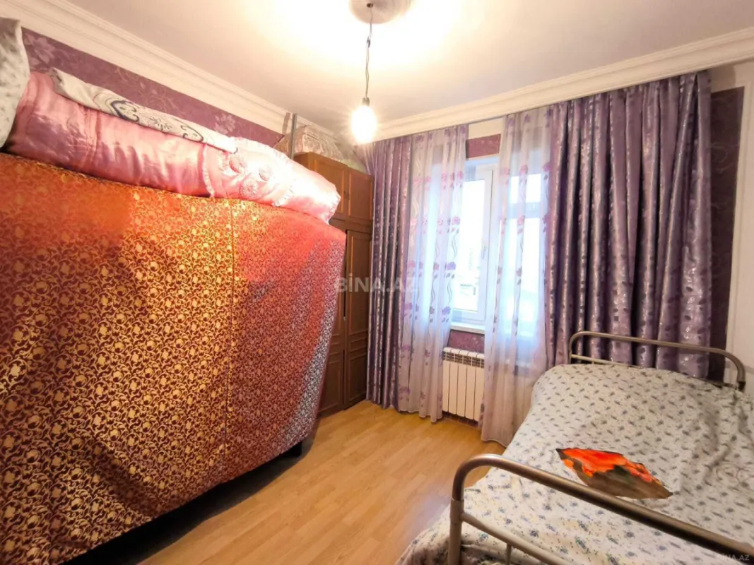 Satılır 4 otaqlı mənzil 100 m²