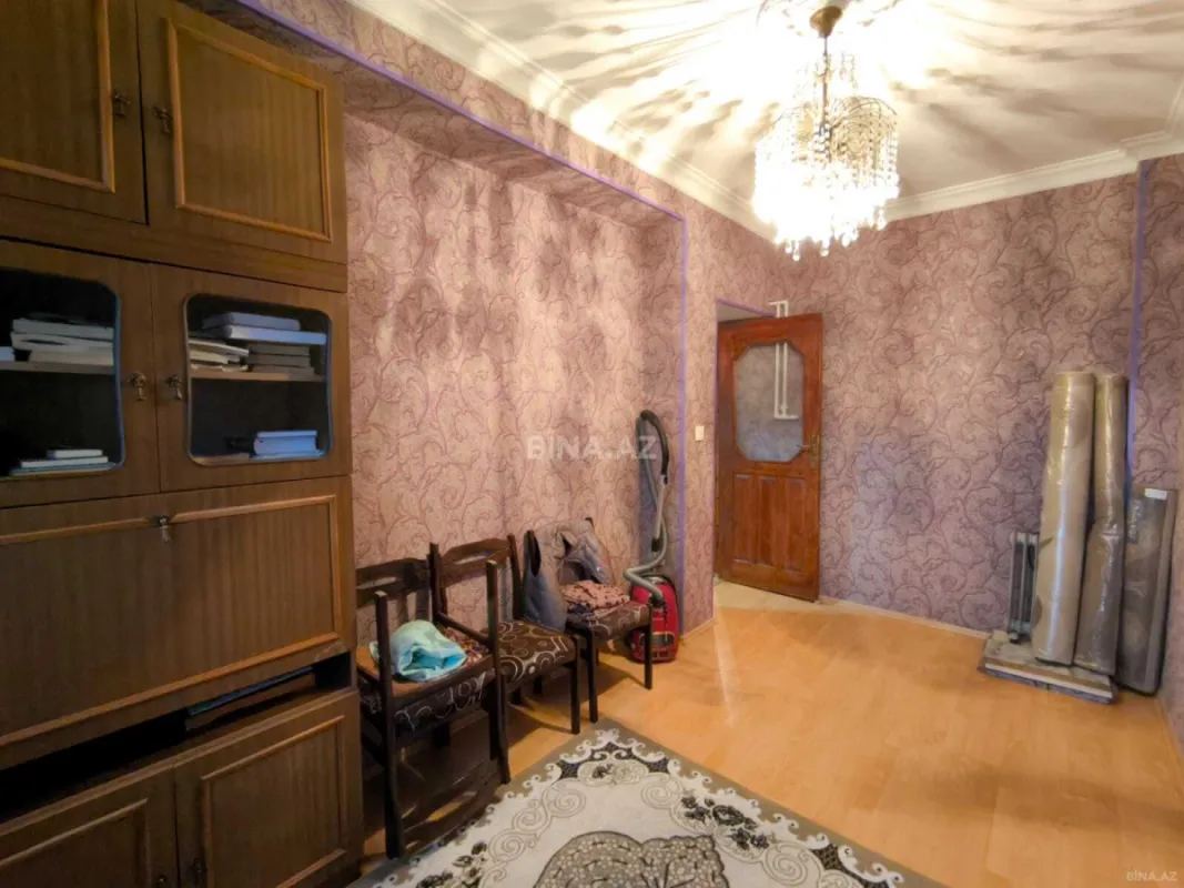 Satılır 4 otaqlı mənzil 100 m²