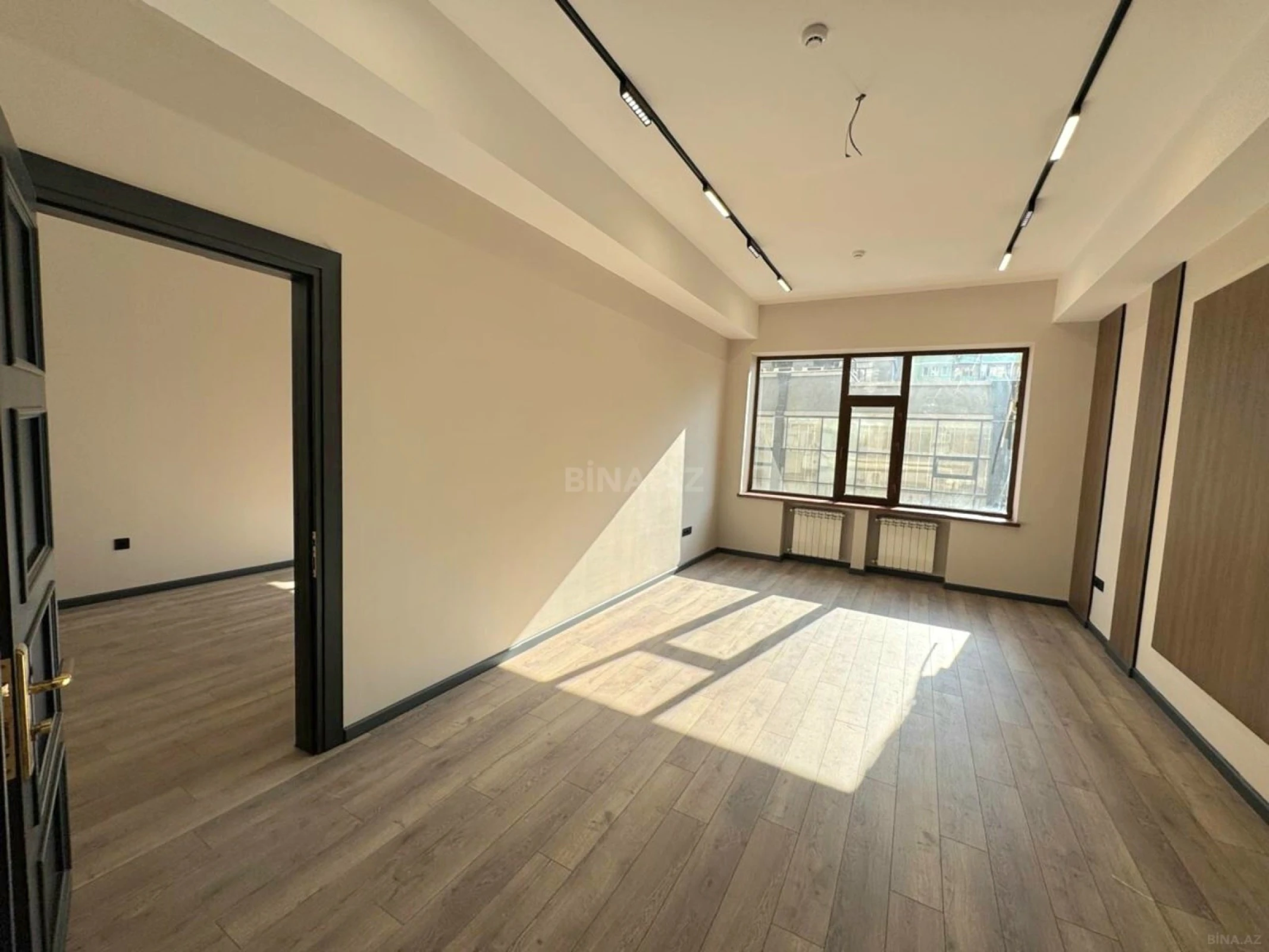 Kirayə verilir 14 otaqlı ofis 550 m²