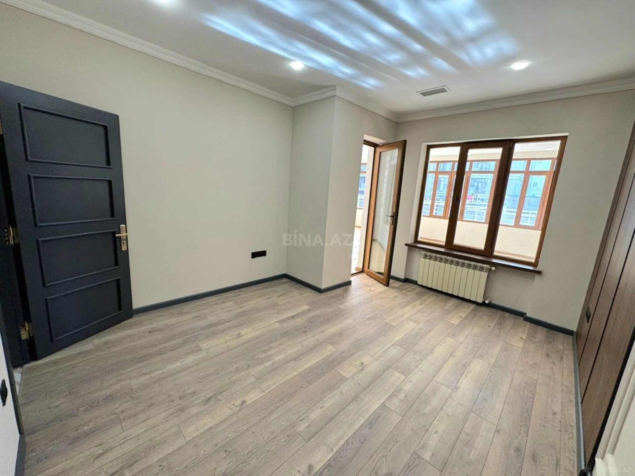 Kirayə verilir 14 otaqlı ofis 550 m²