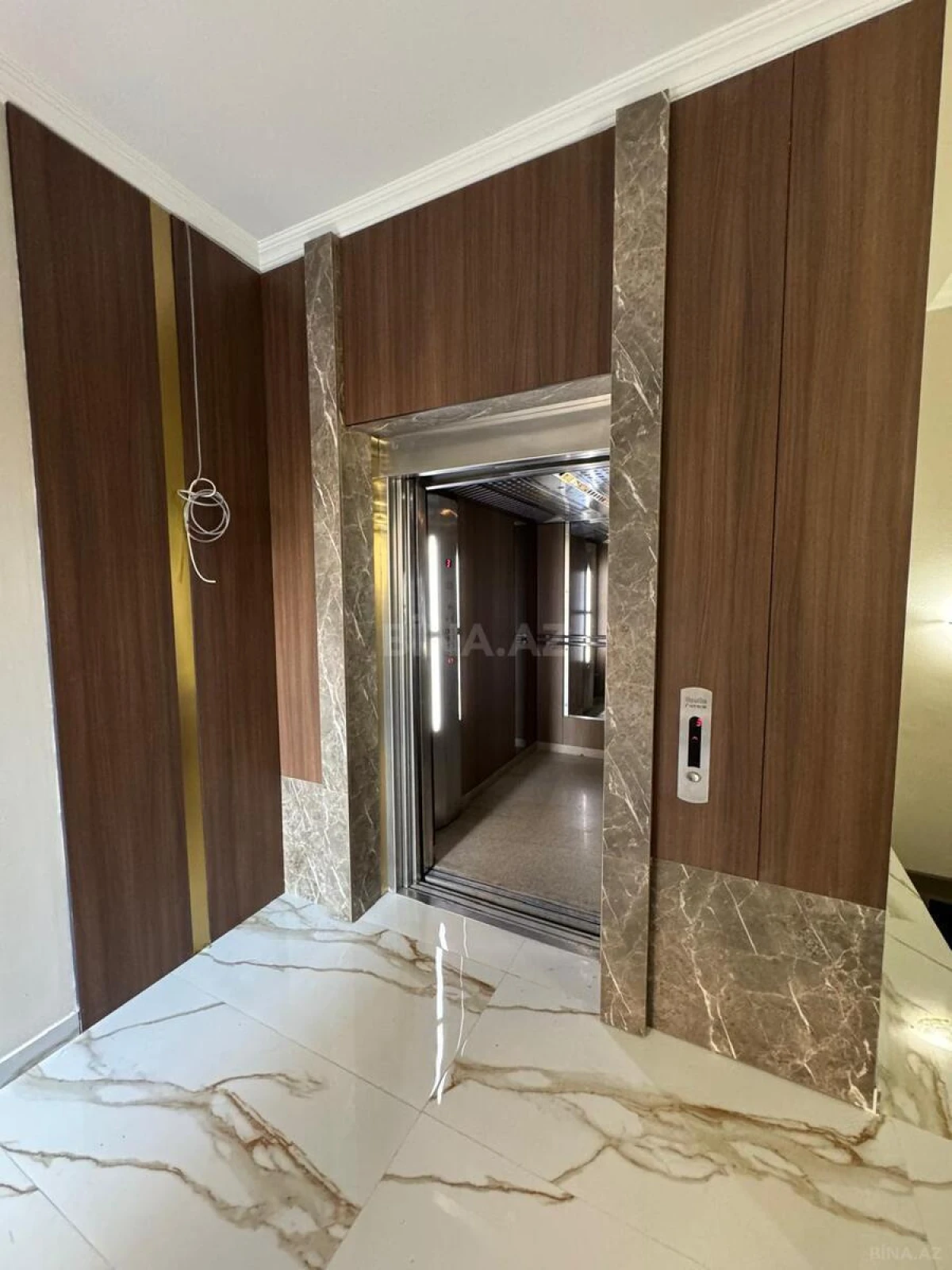 Kirayə verilir 14 otaqlı ofis 550 m²