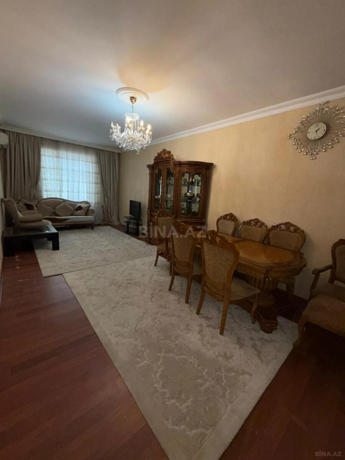 Satılır 2 otaqlı mənzil 101 m²