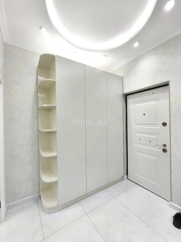 Kirayə verilir 2 otaqlı mənzil 66 m²