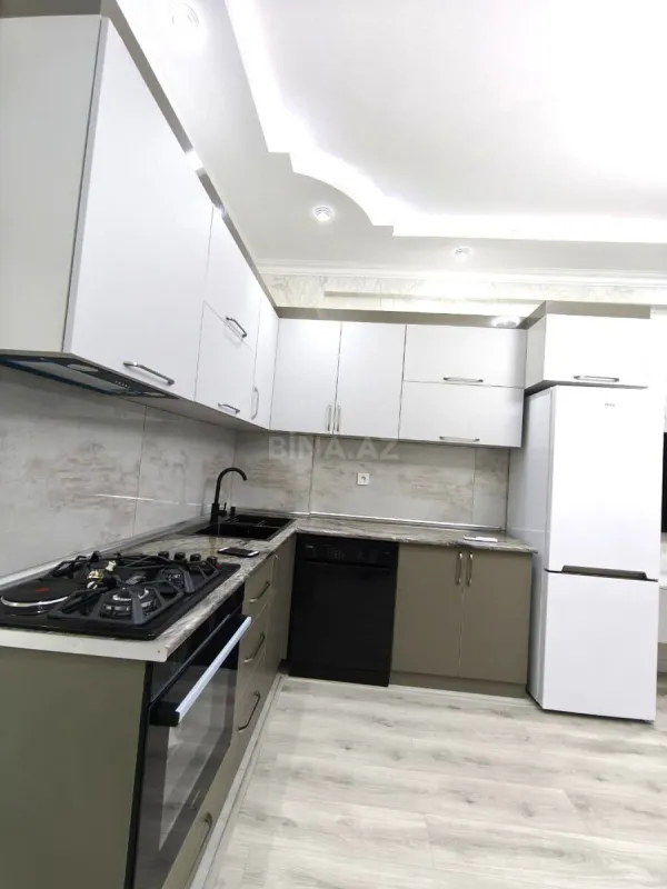 Kirayə verilir 2 otaqlı mənzil 66 m²