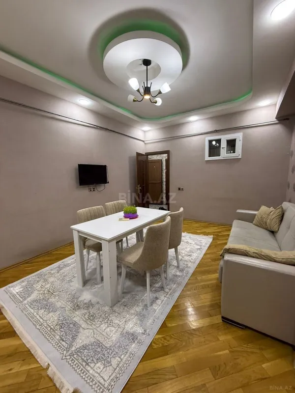 Satılır 2 otaqlı mənzil 55 m²