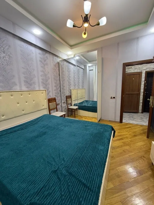 Satılır 2 otaqlı mənzil 55 m²