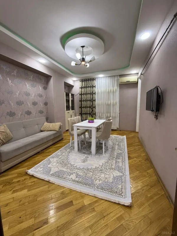 Satılır 2 otaqlı mənzil 55 m²