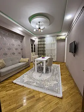 Satılır 2 otaqlı mənzil 55 m²