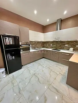 Kirayə verilir 3 otaqlı mənzil 105 m²