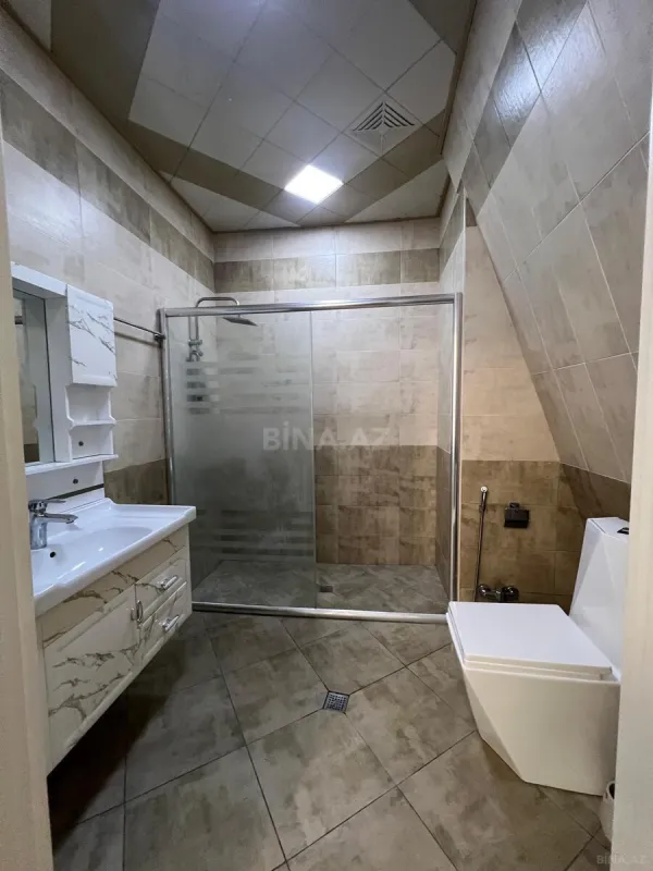 Kirayə verilir 4 otaqlı mənzil 155 m²