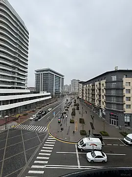 Satılır 3 otaqlı mənzil 124 m²