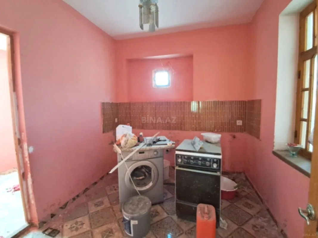 Satılır 7 otaqlı həyət evi 140 m²