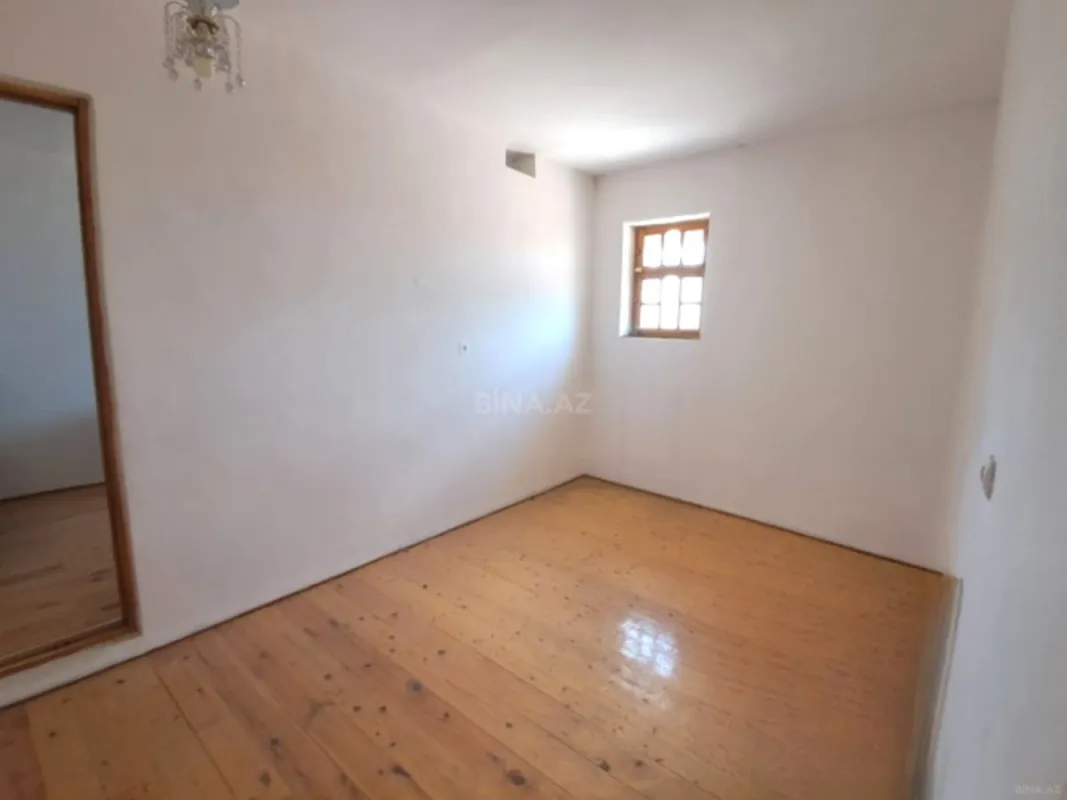 Satılır 7 otaqlı həyət evi 140 m²