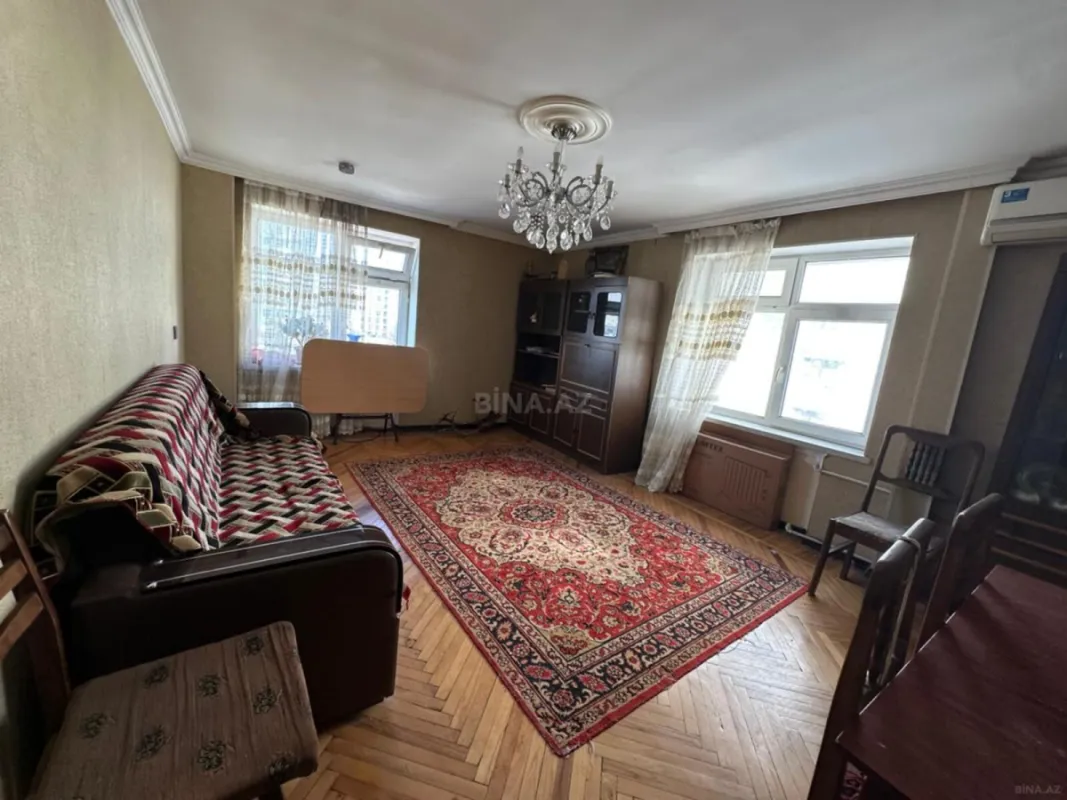 Satılır 2 otaqlı mənzil 58 m²