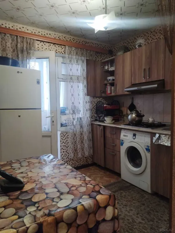 Satılır 2 otaqlı mənzil 58 m²