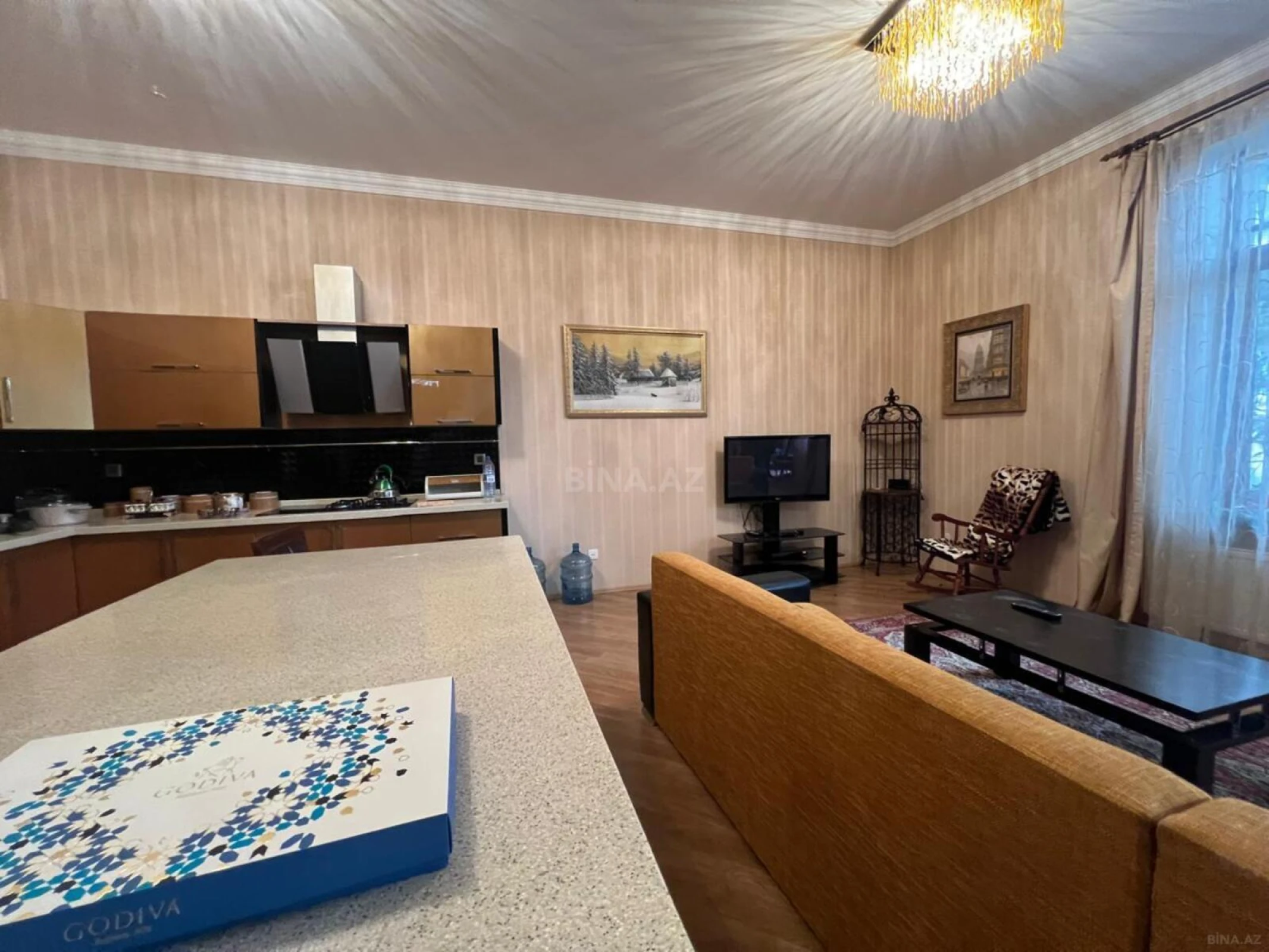 Satılır 4 otaqlı həyət evi 200 m²